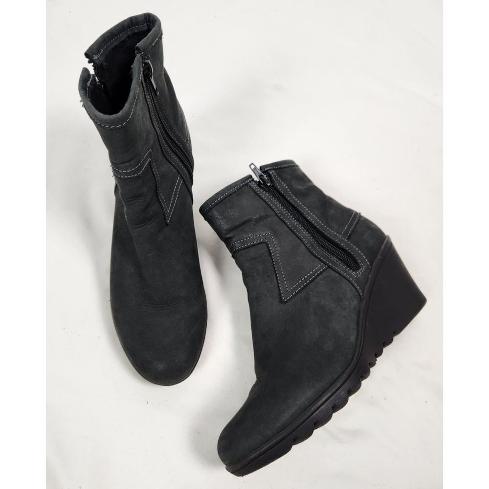 Keys Vera Pelle Women's Sz. 38 Black Leather Side Zip Wedge Ankle Booties - Picture 1 of 10